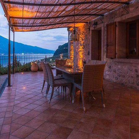 Villa Limone Limone sul Garda Luaran gambar
